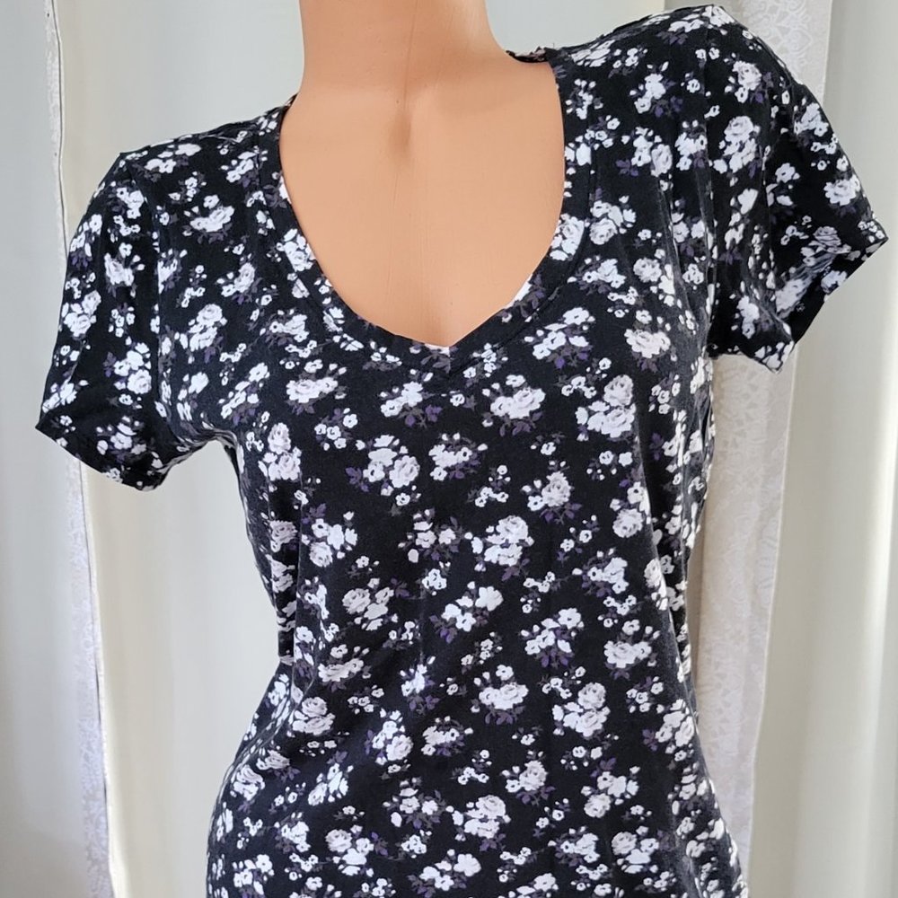 Victoria's Secret PINK Short-Sleeve Tee